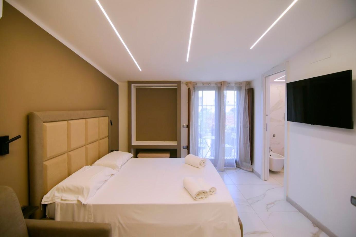 Belma Aparthotel And Rooms Marina di Camerota Ngoại thất bức ảnh
